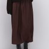 Спідниця міді шоколадна з жатого штапелю
