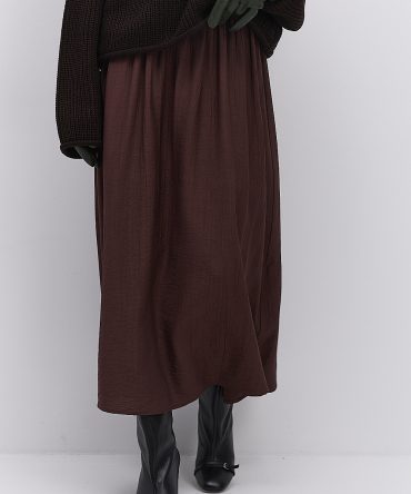 Спідниця міді шоколадна з жатого штапелю