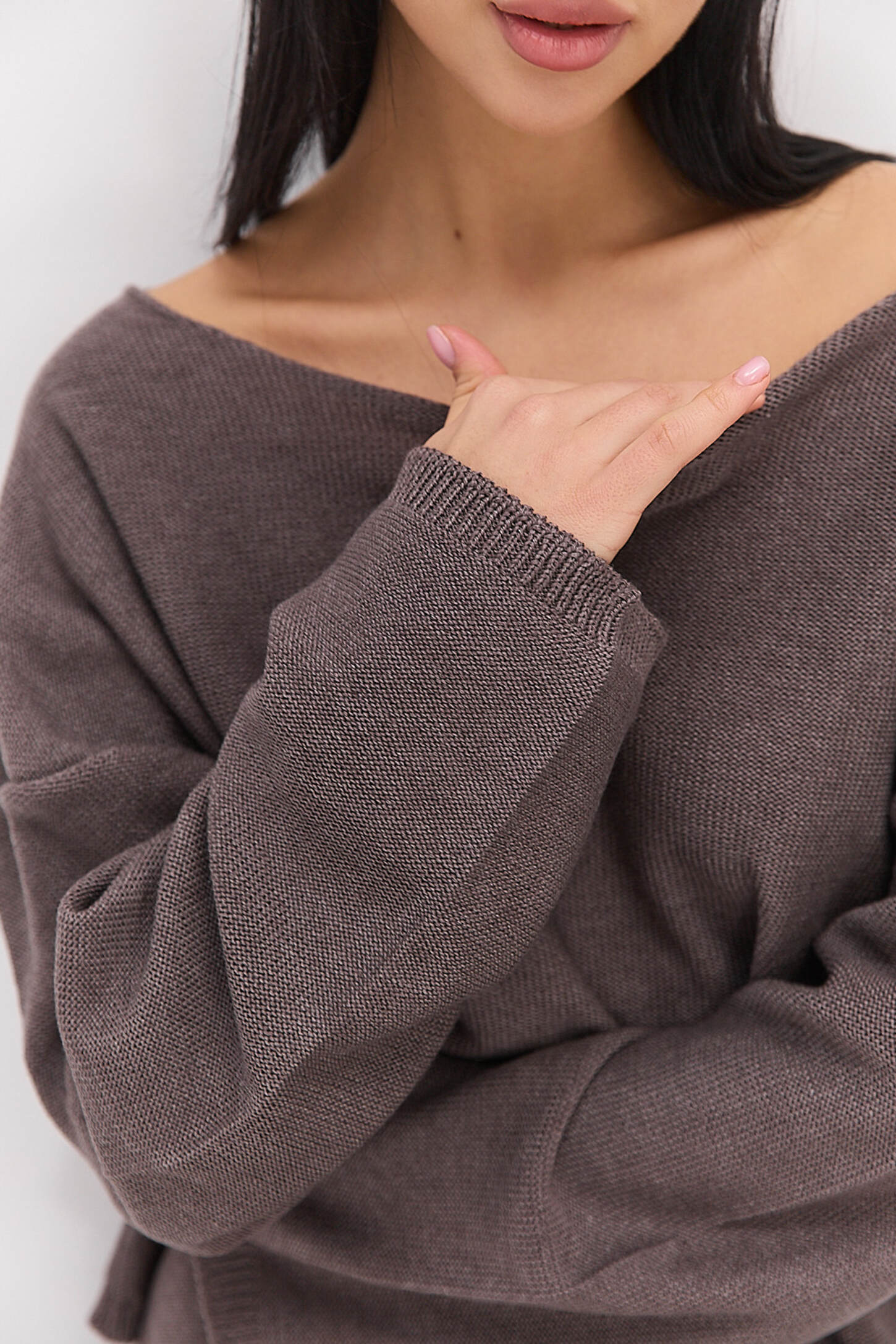 Жіночий в`язаний джемпер oversize світло-коричневий