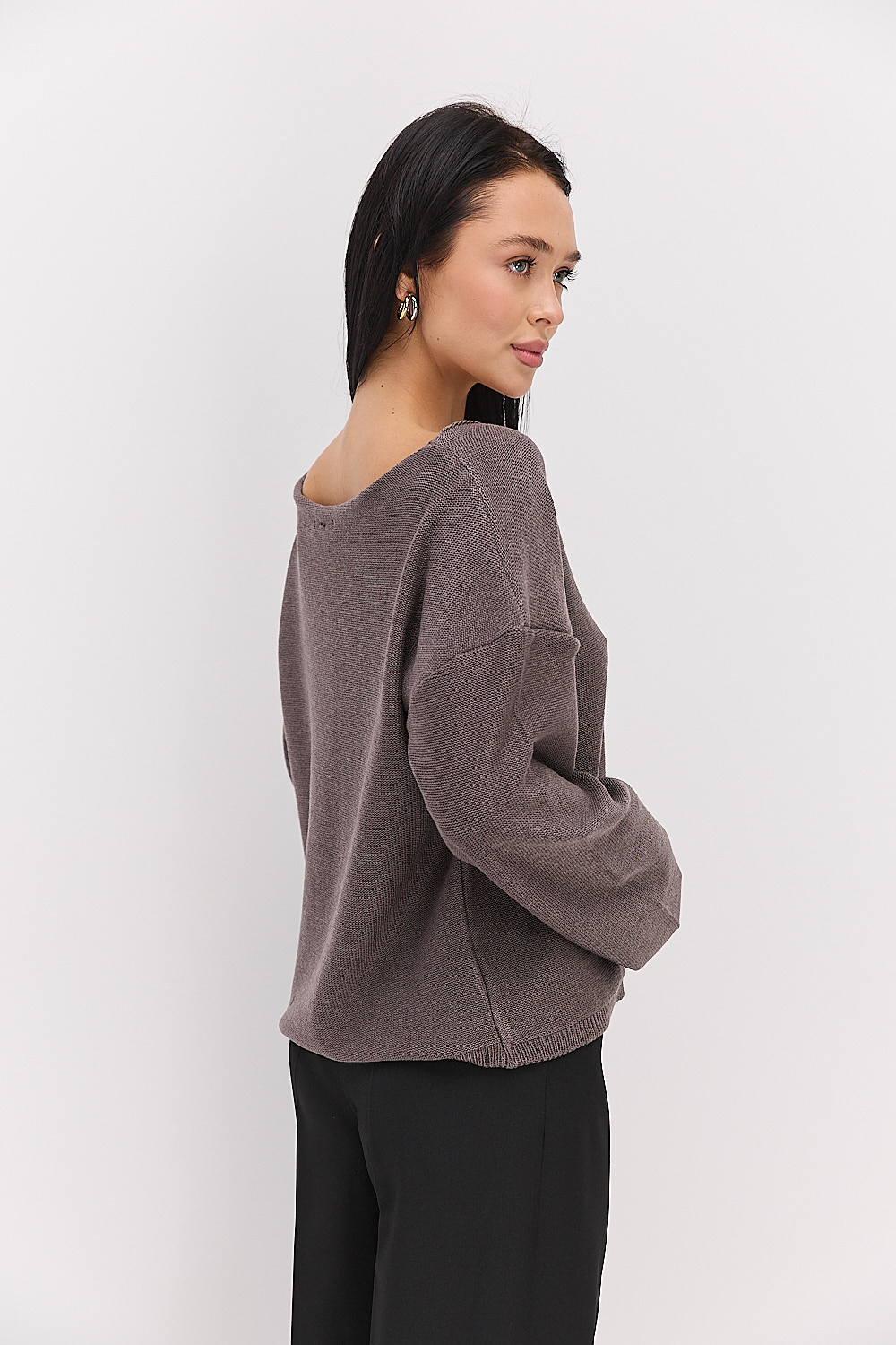 Жіночий в`язаний джемпер oversize світло-коричневий