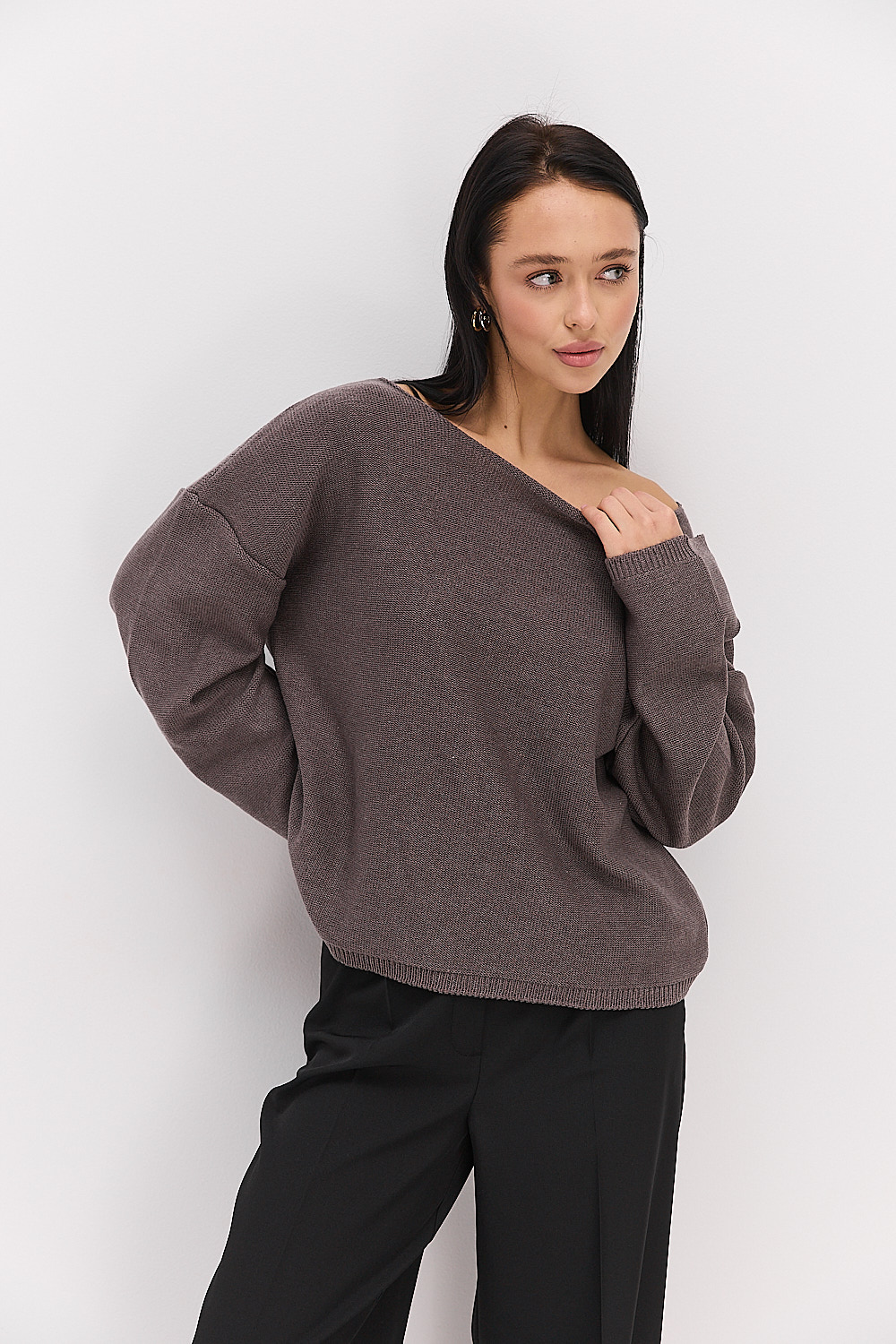 Жіночий в`язаний джемпер oversize світло-коричневий