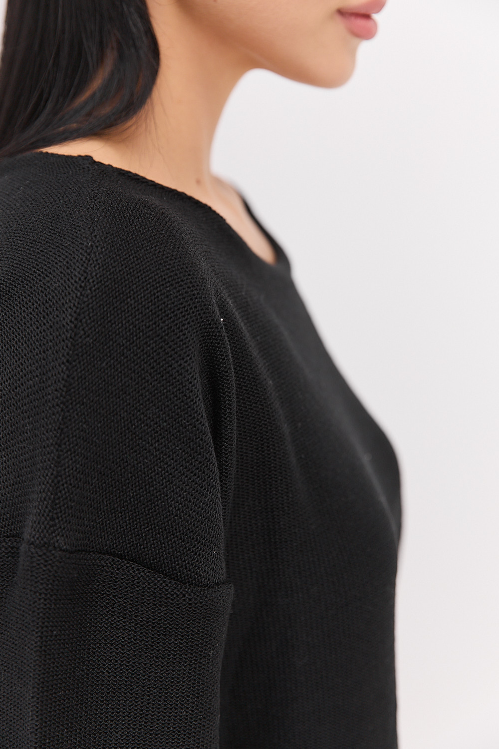 Жіночий в`язаний джемпер oversize чорний