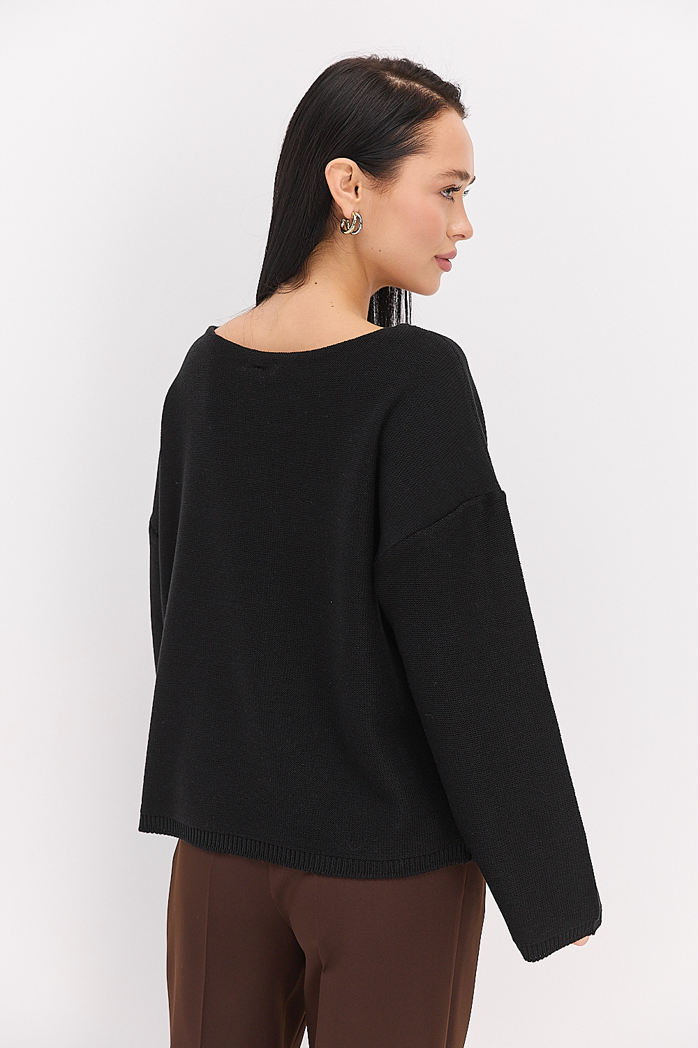 Жіночий в`язаний джемпер oversize чорний