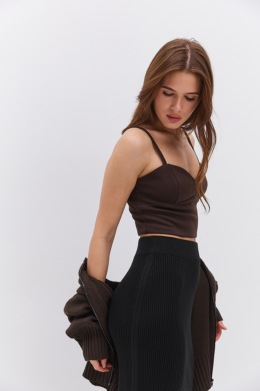 Короткий топ-бюст`є темно-шоколадний з блискавкою на спині