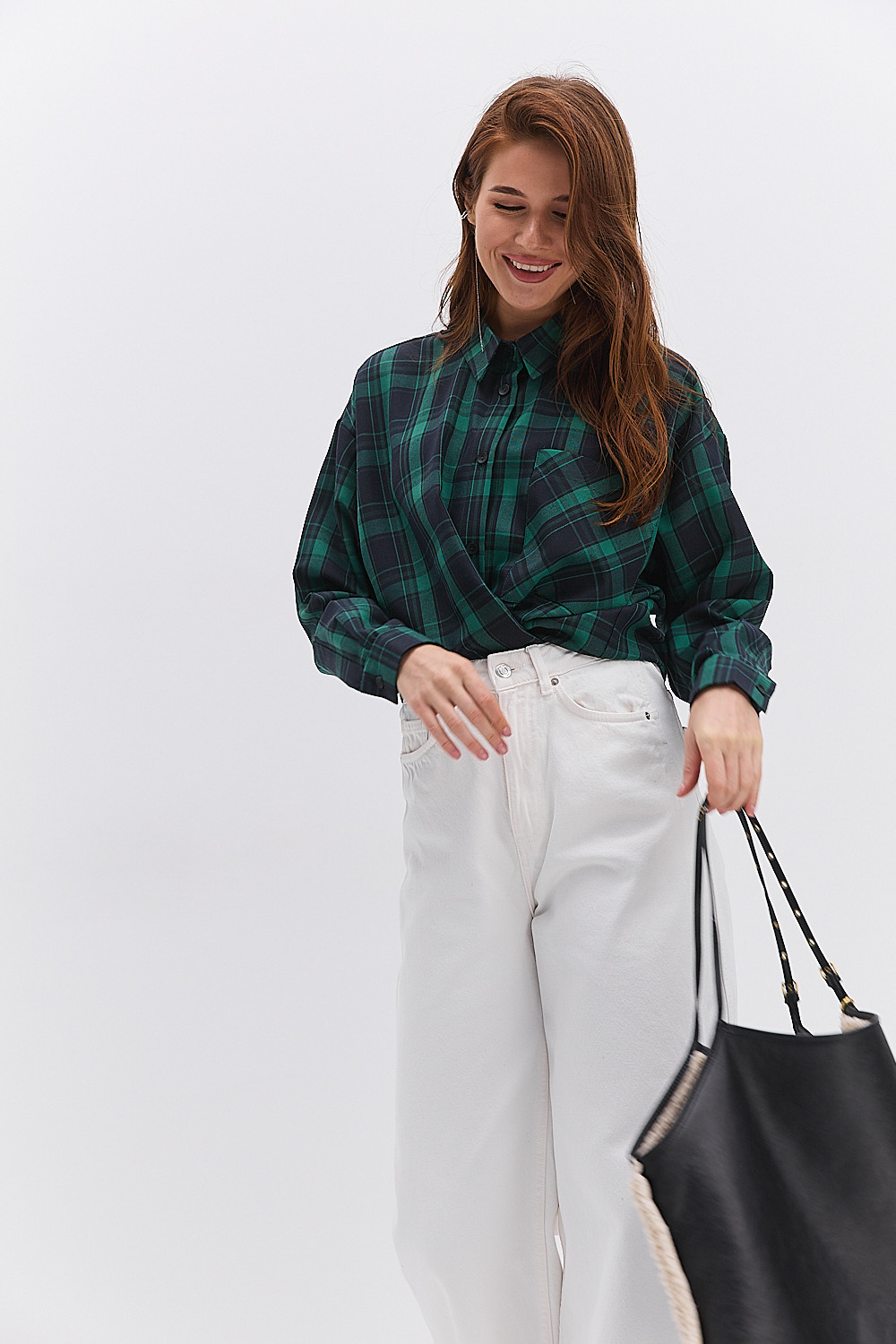 Жіноча картата сорочка зелена з кишенею на грудях