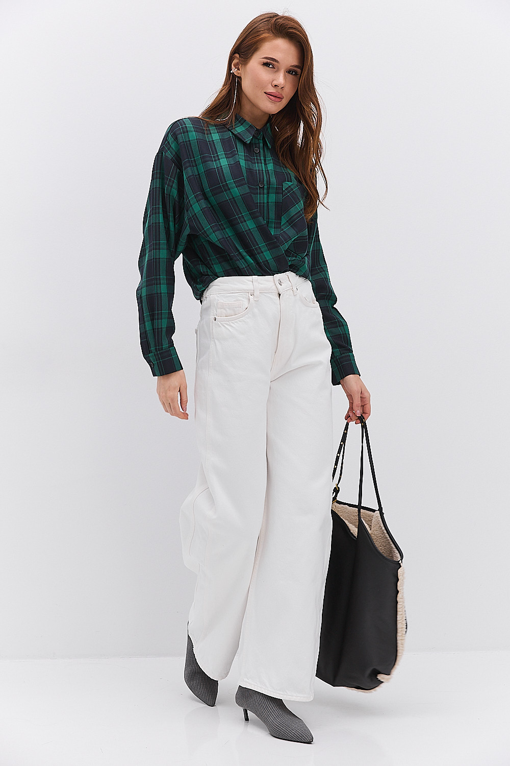 Жіноча картата сорочка зелена з кишенею на грудях