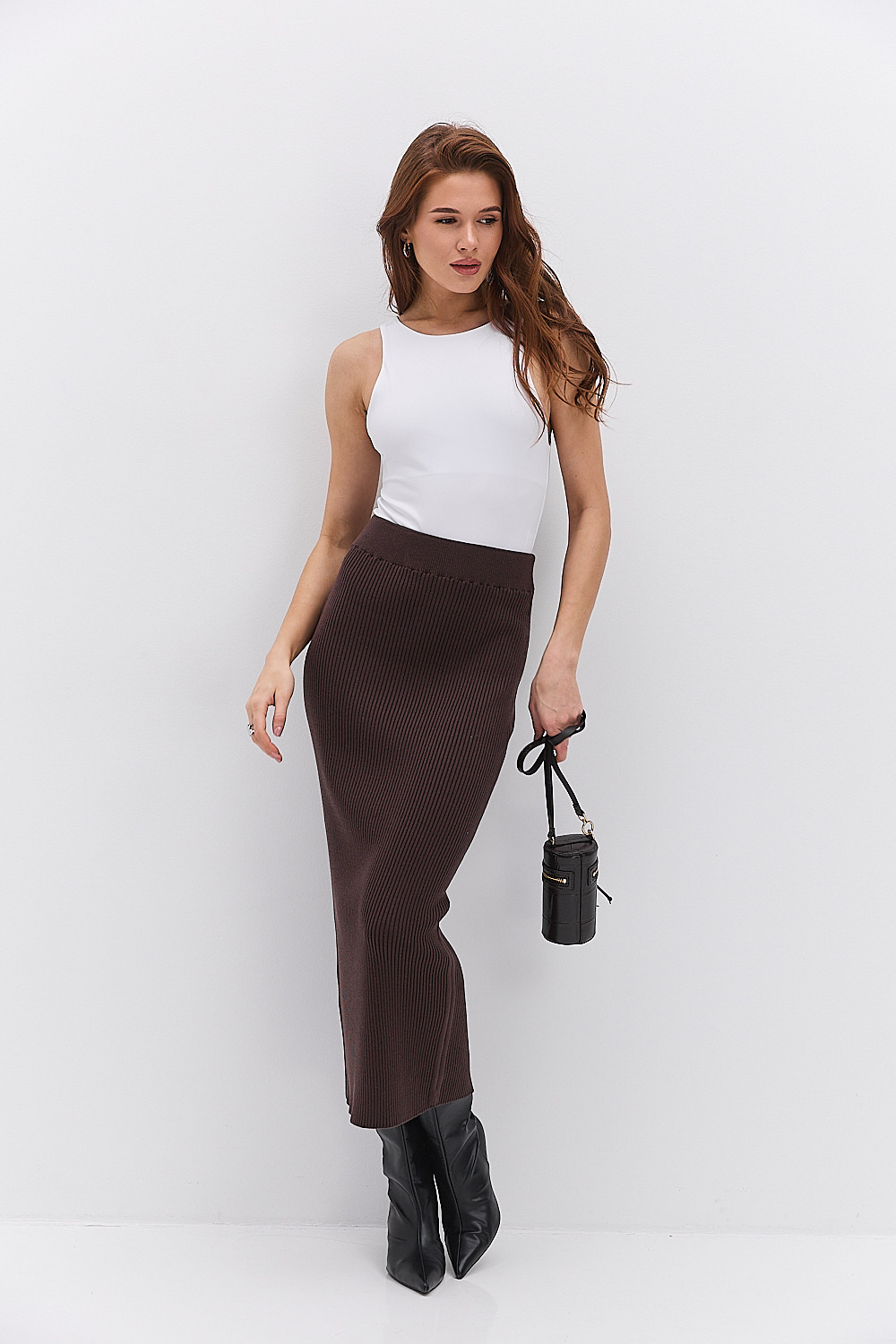 Жіноче боді без рукавів біле