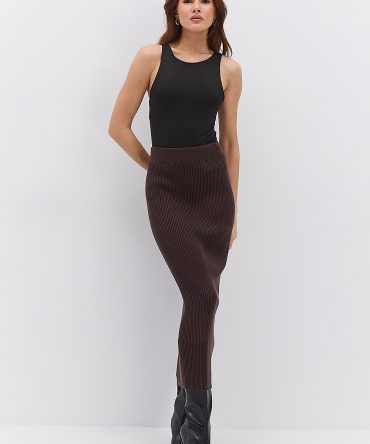 Жіноче боді без рукавів чорне