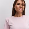 Жіноча футболка світло-рожева з об`ємними плечима