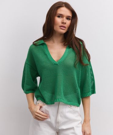 Жіноча oversize футболка поло зелена з машинної в`язки в сіточку